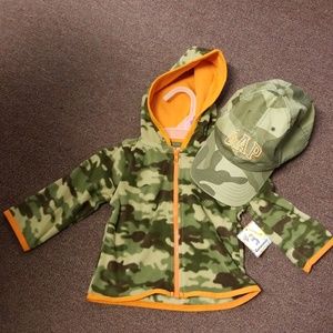 Camouflage boys bundle- GAP hat and fleece shirt